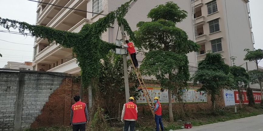 高州市各街道人口_高州市人民医院图片(2)