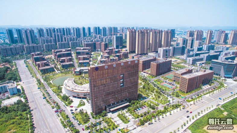 长沙2020gdp增速_我和长沙的2020绘画