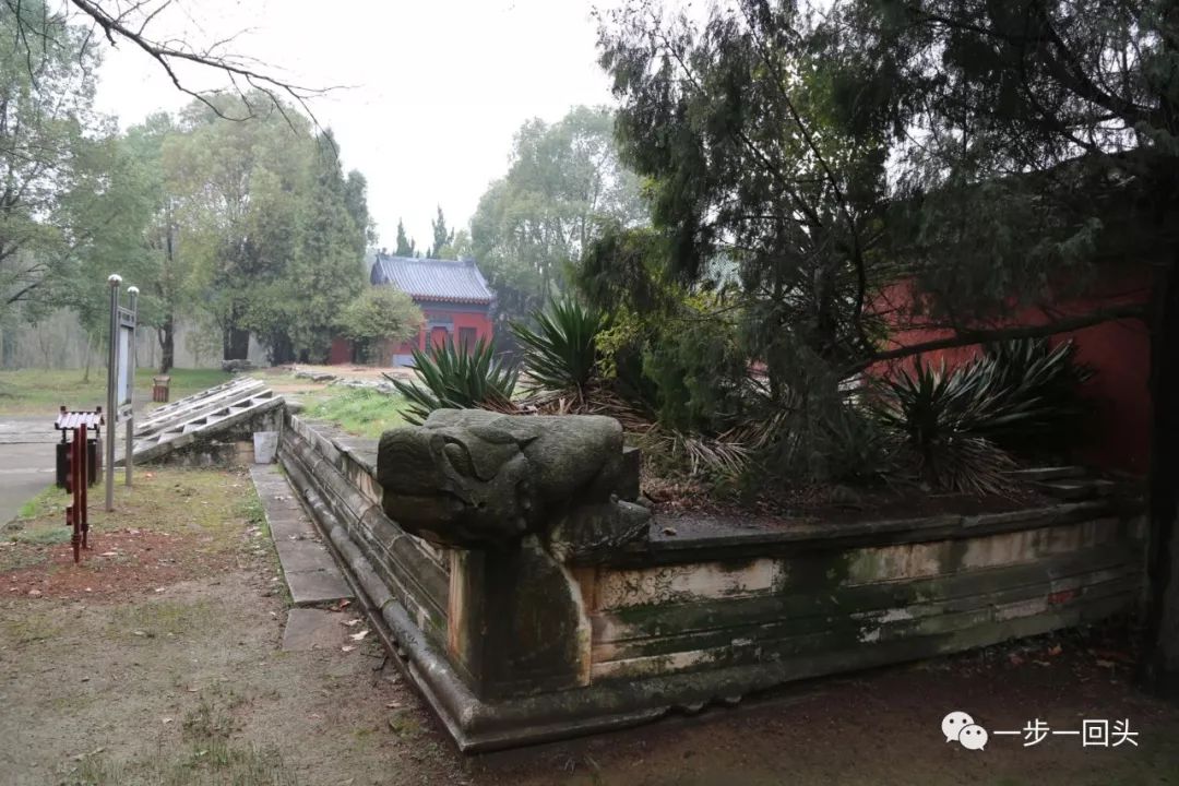 武汉市明楚昭王墓