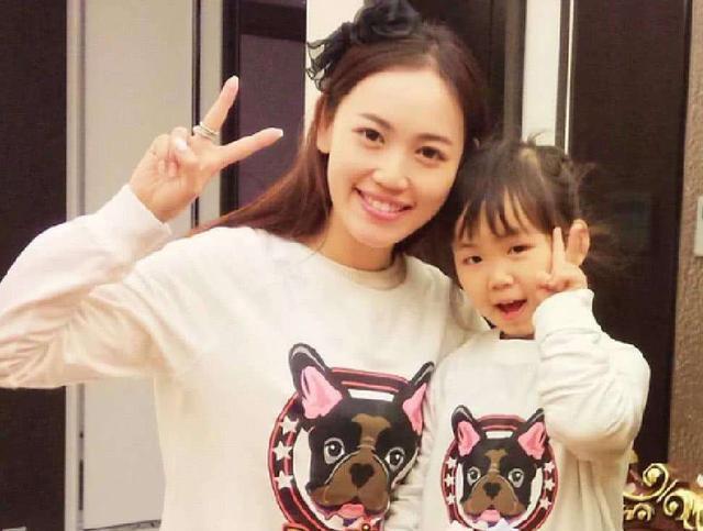 王宝强女儿现状最新消息 f51e54348adf429291aa02aa986545e6.jpeg