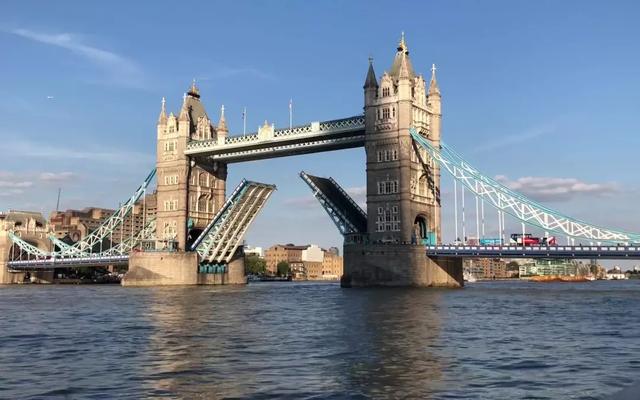 london bridge才不是你想的那一座!这些世界级谎言你信了几个?