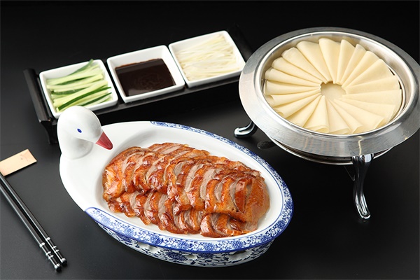 疫情|一阵“轻奢”风刮进餐饮界，为何白领爱打卡？