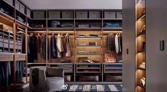 室内设计装修衣柜 2cb3e520637e4d5b88f2719ca6043d09.jpeg