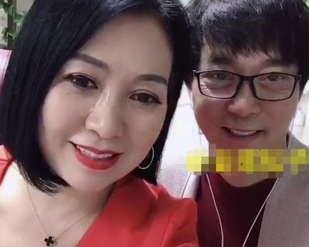 扮演赵四老婆老妇女开直播,化妆后秒变大美女,比范冰冰还漂亮