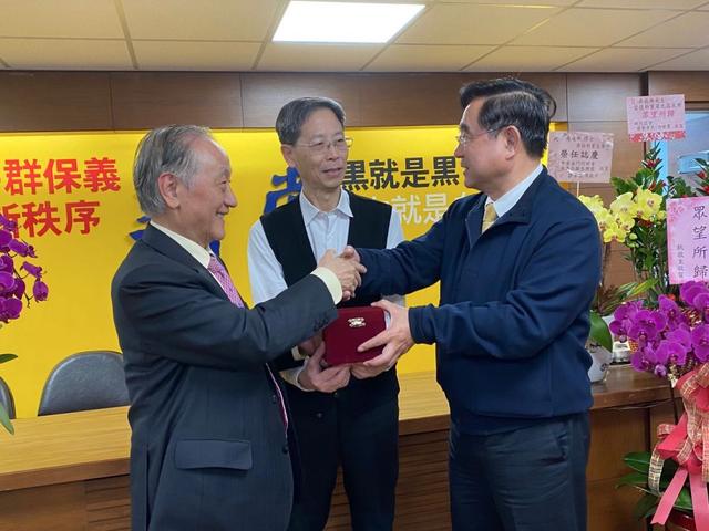 吴成典就任新党主席 称坚持和平统一,吁民进党回归"九二共识"