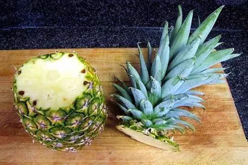 菠萝怎么做好吃又简单又好看 a3e78c6d3f084bc893f2928ce94336b1.jpeg