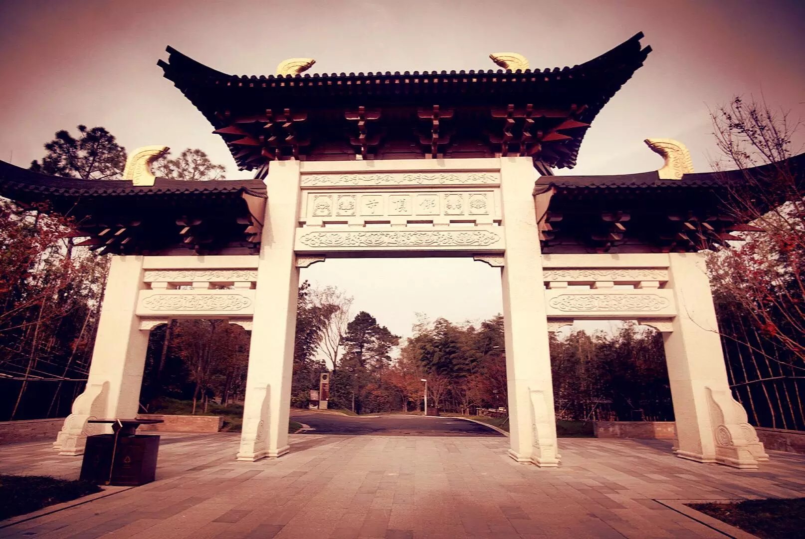 如入仙境的佛教圣地,南京这处小众景点绝不能错过