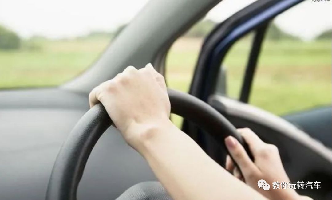 老司机开车打方向盘视频 cc83f251b9a74229a549f17c4562127e.jpeg