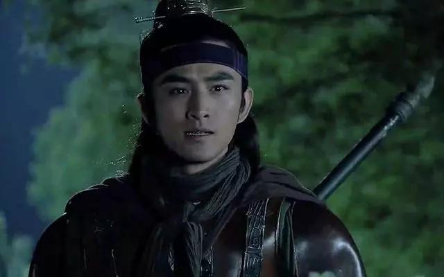 挑衅：即使被这三个人挑衅，他都选择避战，梁山上武松不敢招惹的三个人