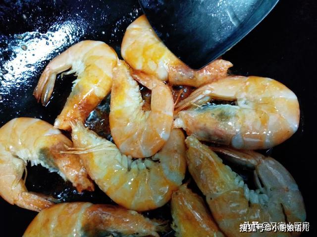 油焖大虾老视频 f552a77017494704b41d742850b1569c.jpeg