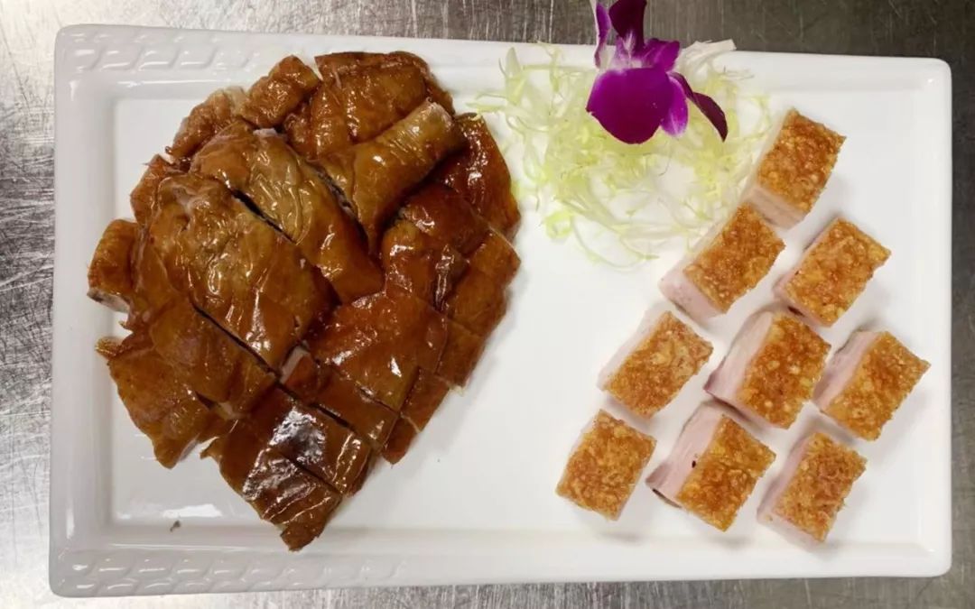 跟着大厨学做菜香酥脆的烧肉拼烧鹅一吃就停不下来
