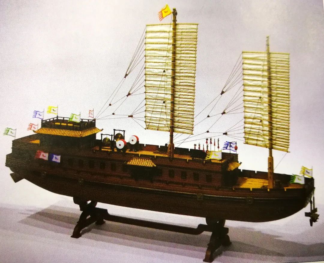 宋代《武经总要》记载的楼船战国青铜器上的攻战船纹图片赏析二,船型