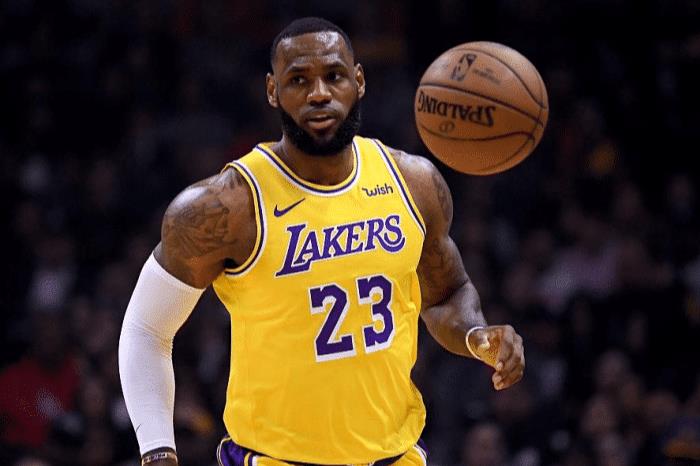 詹姆斯哈登生涯数据表 2bc3322f503743b5862d08d1db5a7c9c.jpeg