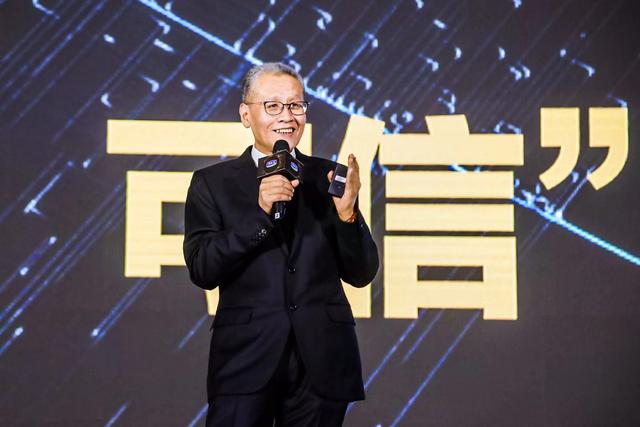 国产十大放心奶排名_婴配奶粉配方注册过百!这家国产奶企“抢”注15个(2)