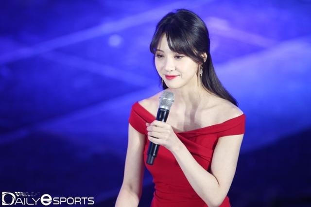2021msi韩国女主持是谁，s11韩国女主持？