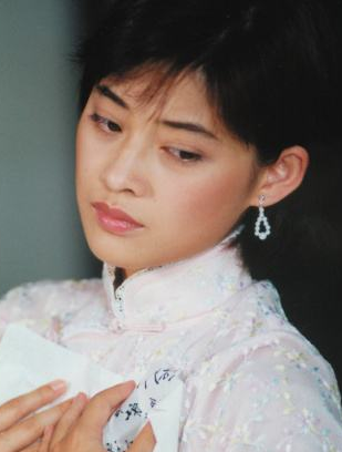 2,2001年《不要和陌生人说话,饰演梅湘南1,1994年《血色童心,饰演