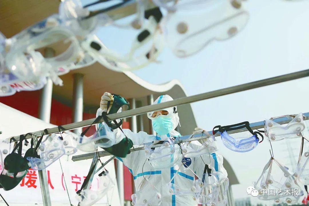 中国摄协抗击疫情摄影小分队，发自武汉！