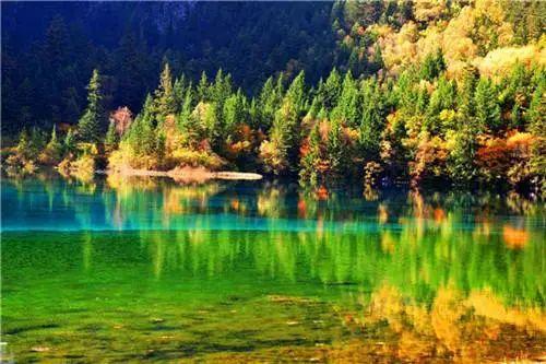 什么人不能去九寨沟旅游 734f0f27b5494834bcb78d353a50ea42.jpeg