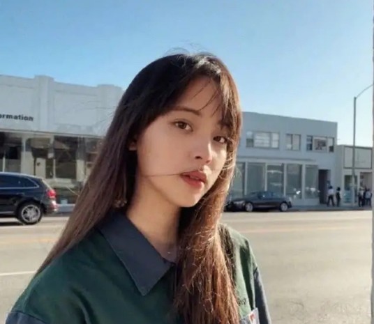 欧阳娜娜的照片 b44b0d4b3bf248b79d0efba67c48042f.jpeg