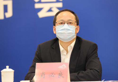 东莞市发改局副局长肖必良将研究储备一批帮扶政策措施助企撑企15条的