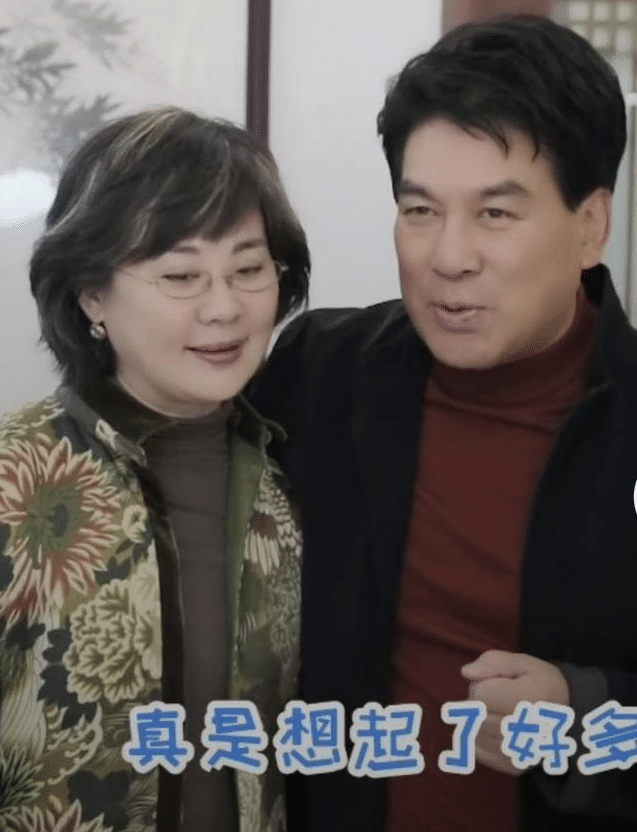 58岁丛珊,携子二婚嫁导演淡出荧屏,时隔39年与朱时茂相聚引回忆