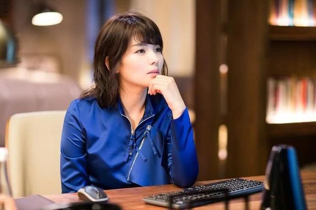 刘涛玩手机不慎暴露“账户余额”,看到显示的