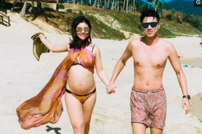 李小萌孕写真被指"不雅",但杜若溪的孕照却被赞很温馨!