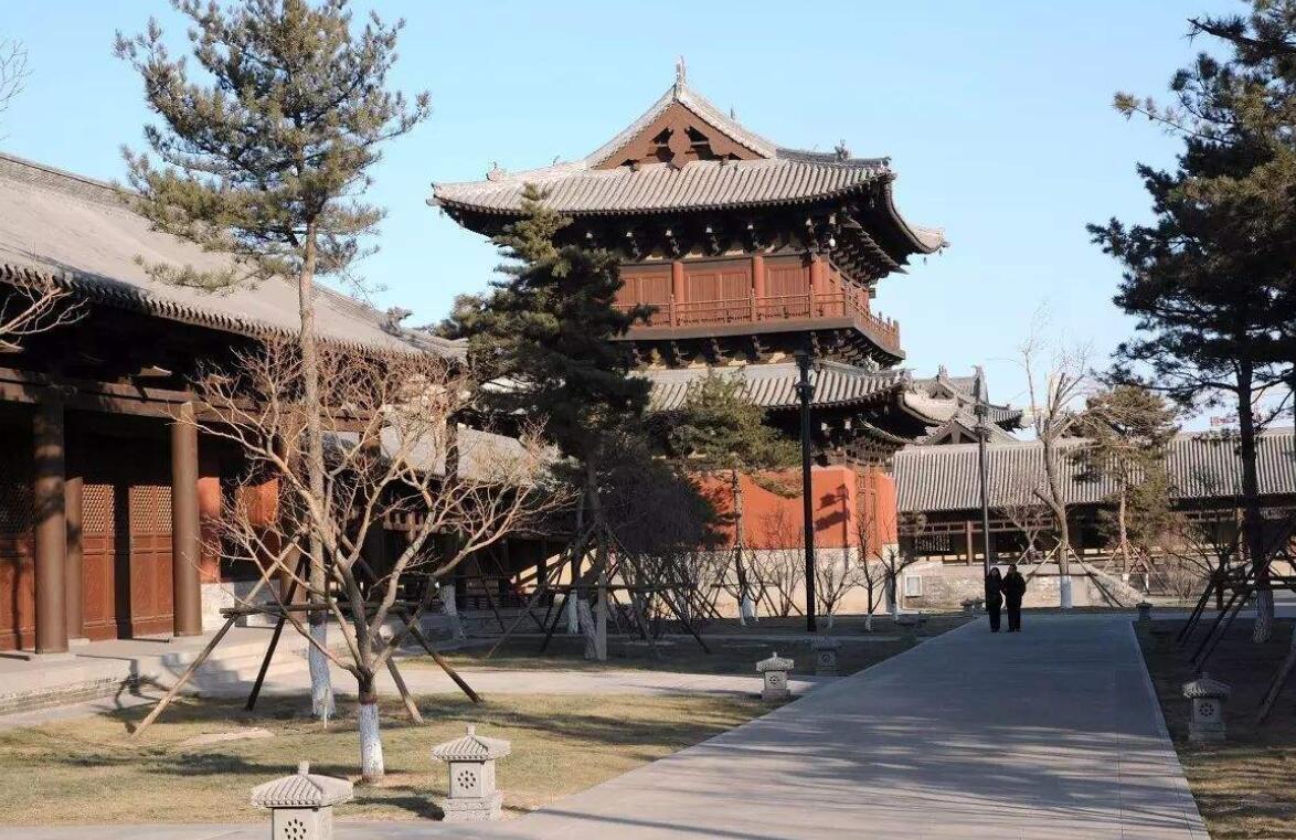 大同庞大规模的辽金寺庙建筑群,色调总感觉与日本京都的寺庙相仿