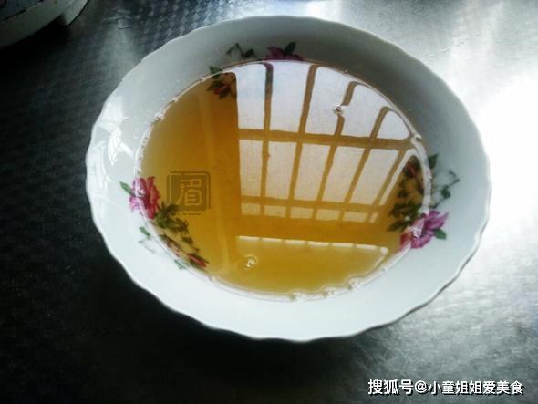 猪油怎么熬才能不发苦 958ece3be95245b28a96dec6cc30ddda.jpeg