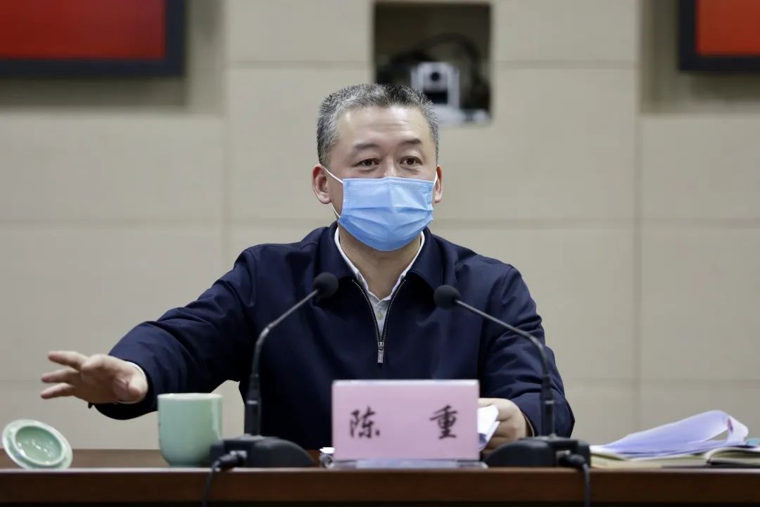 景宁召开县委理论学习中心组会议