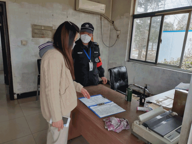 230份,工位就餐约110份,错时就餐约650份,隔离人员盒饭261份(钢结构厂