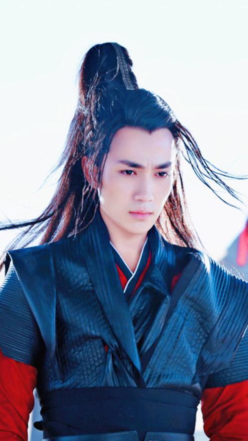 令人惊艳的黑衣男神，肖战朱一龙邓伦帅气，看