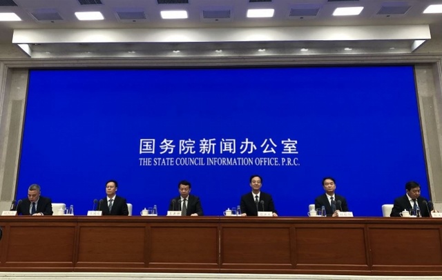 司法部回应监狱疫情如何传播:干警和肺科医院