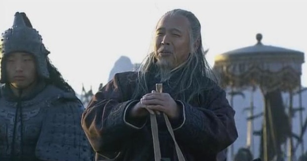 无意中看了眼新三国诸葛骂王朗看完后我默默打开了老版