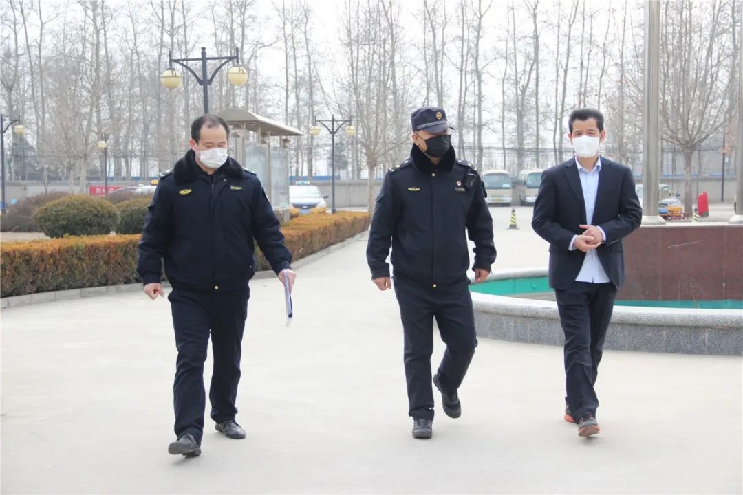 大兴区城管黄村镇政府分别到我公司检查疫情防控措施情况