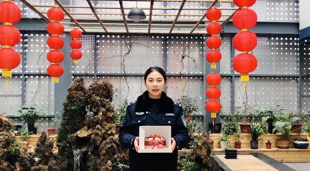 抗疫日记上塘派出所战疫人物篇最美警花尹玥月战时玫瑰别样红