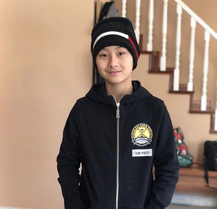 张泉灵老公罕见曝光！温尔儒雅比她年长18岁，儿
