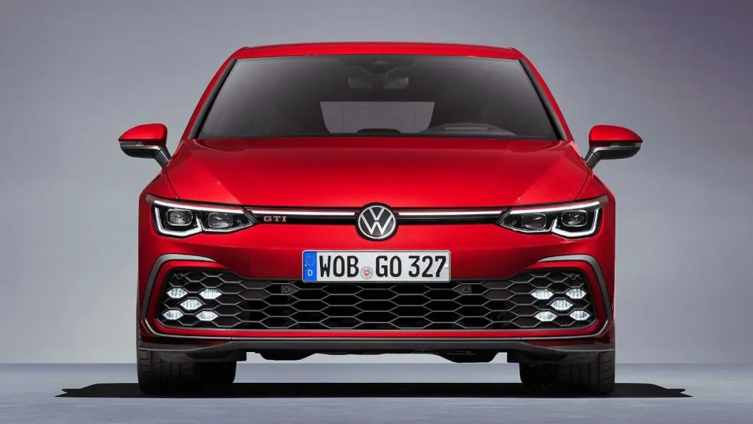 还有尾部大众标下的"gti"字母,终于也安排上了!