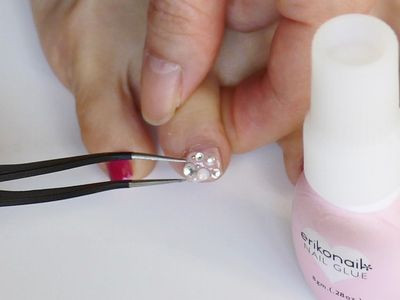 足部美甲就要这样做！简单可爱的心形指甲，情趣气氛瞬间高涨