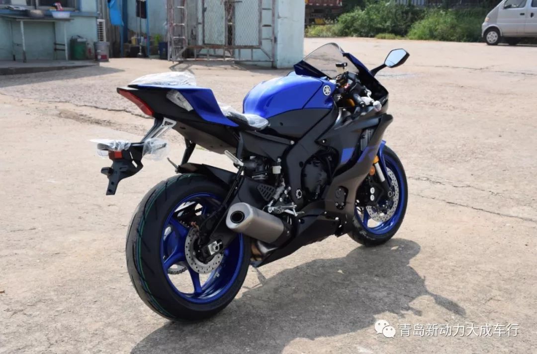 雅马哈 r6 蓝黑/钛灰色 可预定