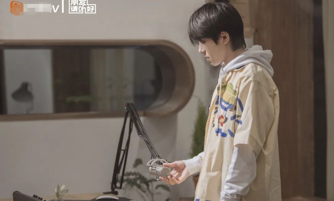 《朋友请听好》节目播出形式改变,每天都能看易烊千玺
