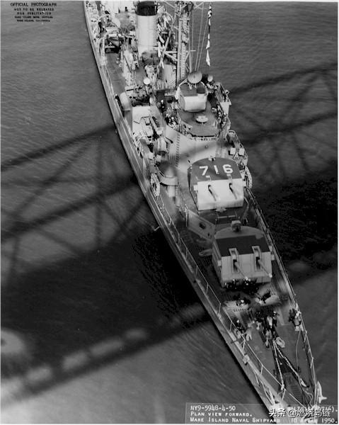 class destroyer)是20世纪40年代美国艾伦·萨姆纳级驱逐舰的改进型