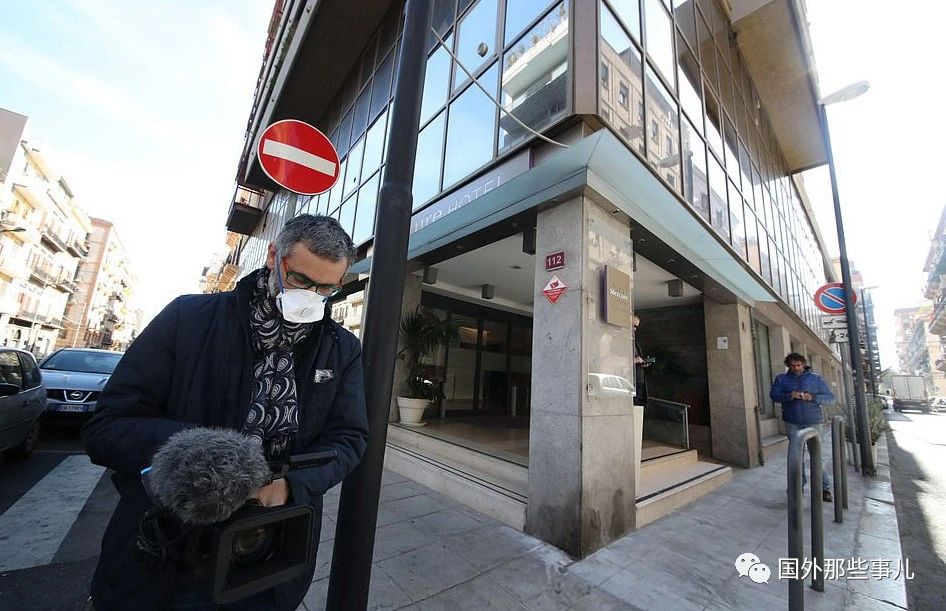 意大利疫情告急：超市被扫空，口罩涨到76元一个