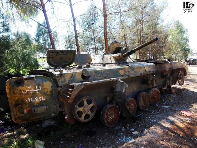 叙军前线损失战车42辆，宝贝高炮最拉仇恨，指挥