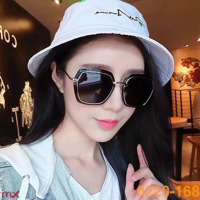 be5b2a88491f4984b1402e9cf7a982e2.jpeg