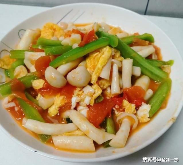 西红柿炒海鲜菇