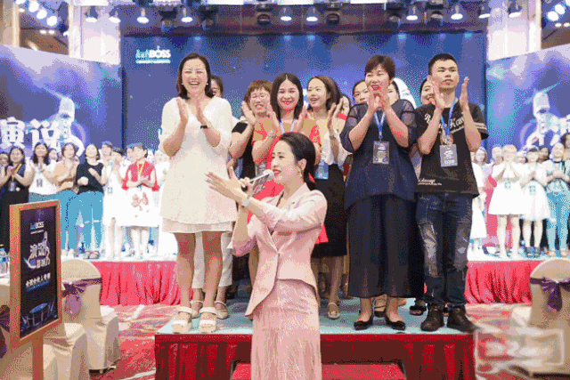女人口才课_聪明女人的口才修炼课(2)