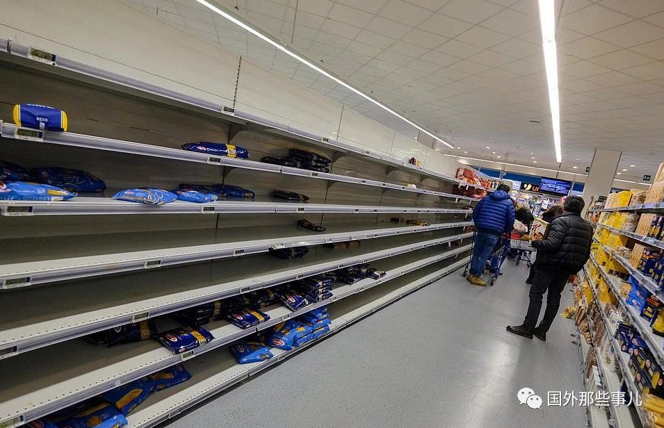 意大利疫情告急：超市被扫空，口罩涨到76元一个