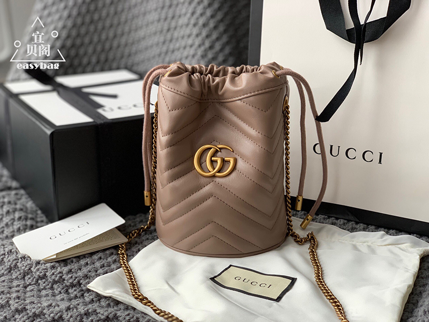 > gucci gg marmont水桶包,白色