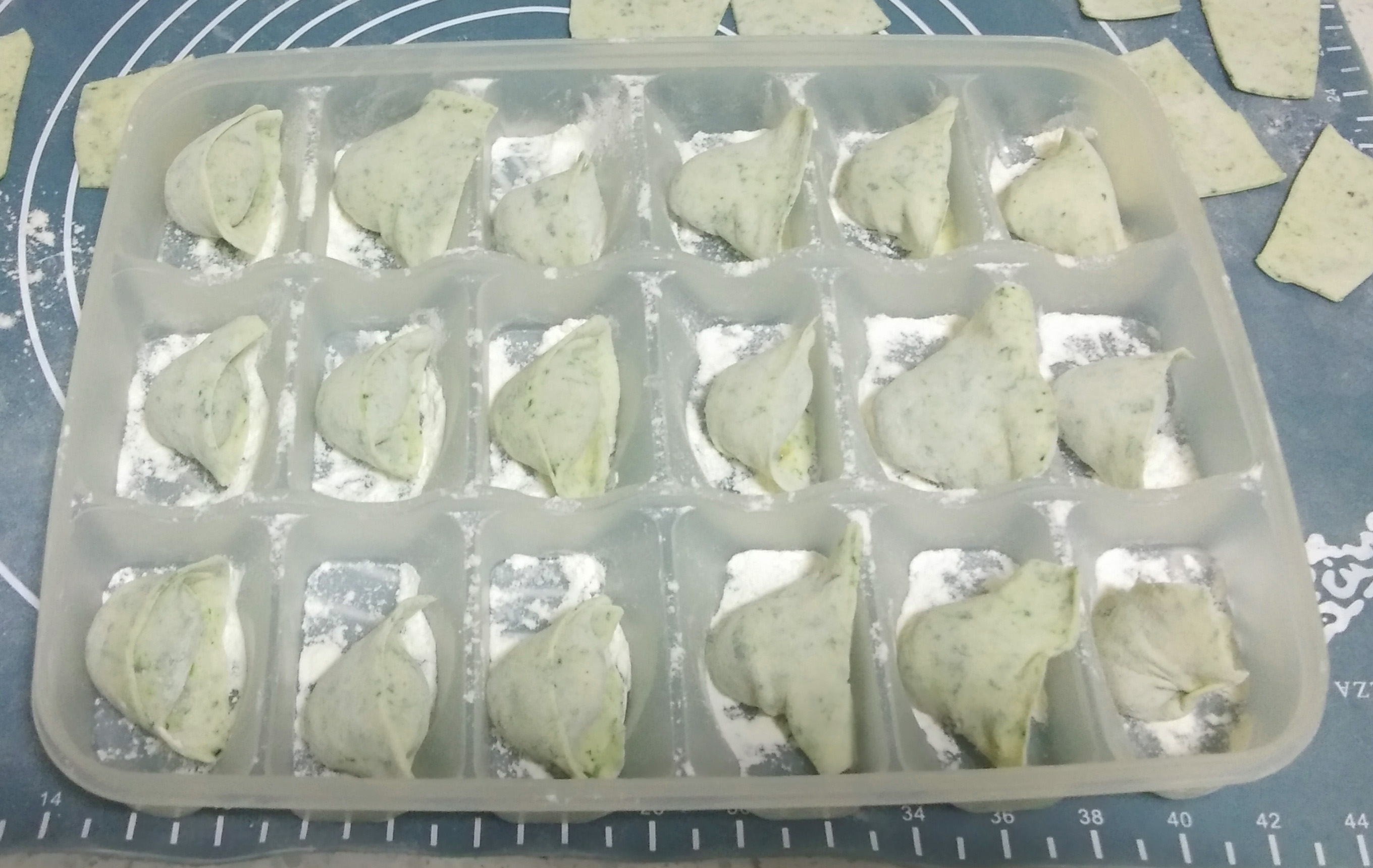三鲜馄饨_冷冻
